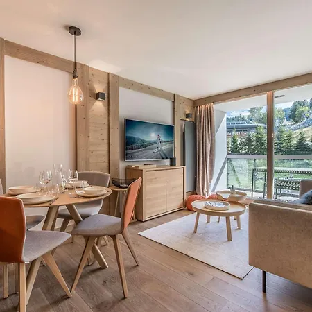 Chaleureux 4 Pers, Centre, A 2 Pas Des Pistes, Parking, Inclus - Fr-1-631-204 *