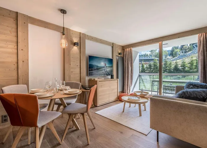 Chaleureux 4 Pers, Centre, A 2 Pas Des Pistes, Parking, Inclus - Fr-1-631-204 *